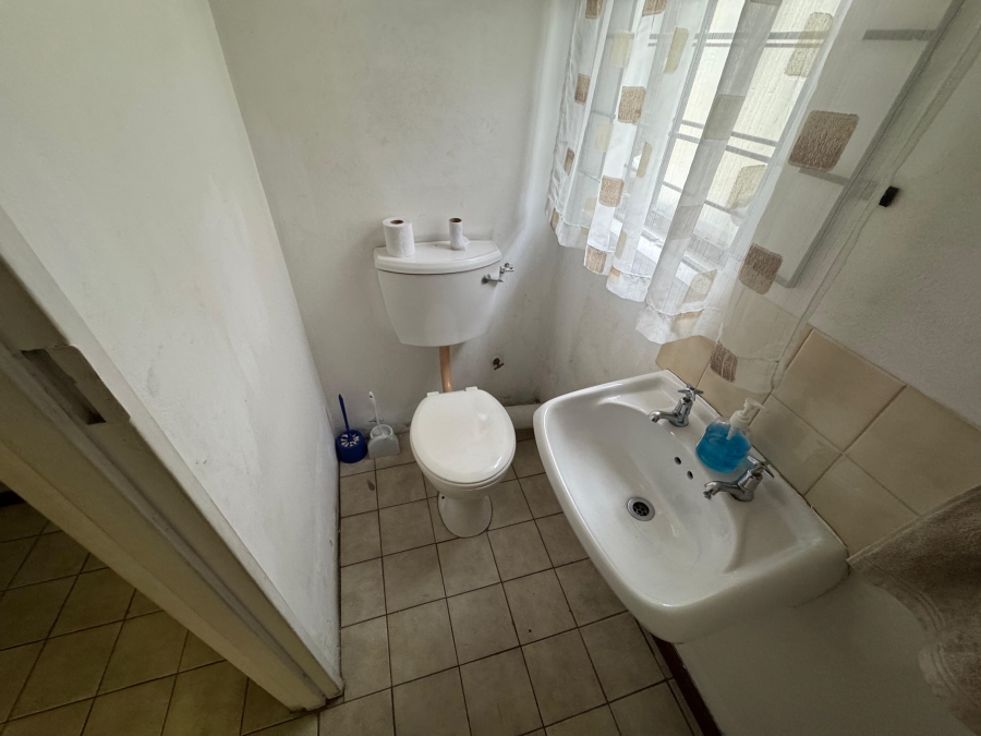 3 Bedroom Property for Sale in Hillcrest Heights Western Cape